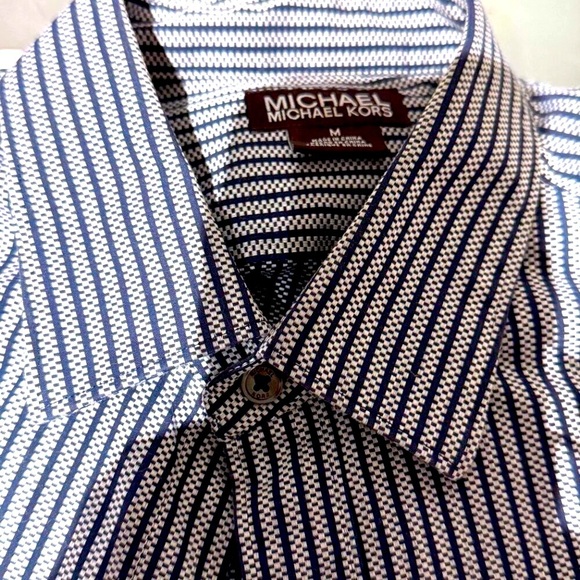 ✨ Vintage Charm Meets Modern Elegance – Michael Kors Men’s Striped Dress Shirt ✨ - Picture 14 of 14